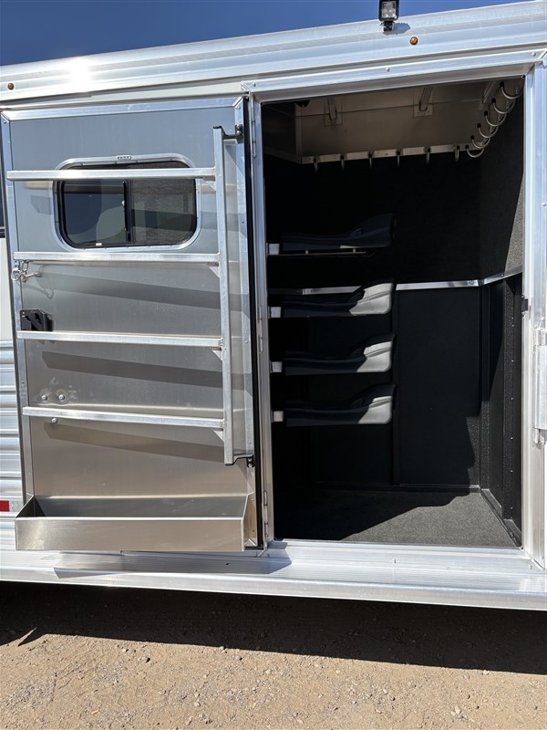 Trailer Photo 6