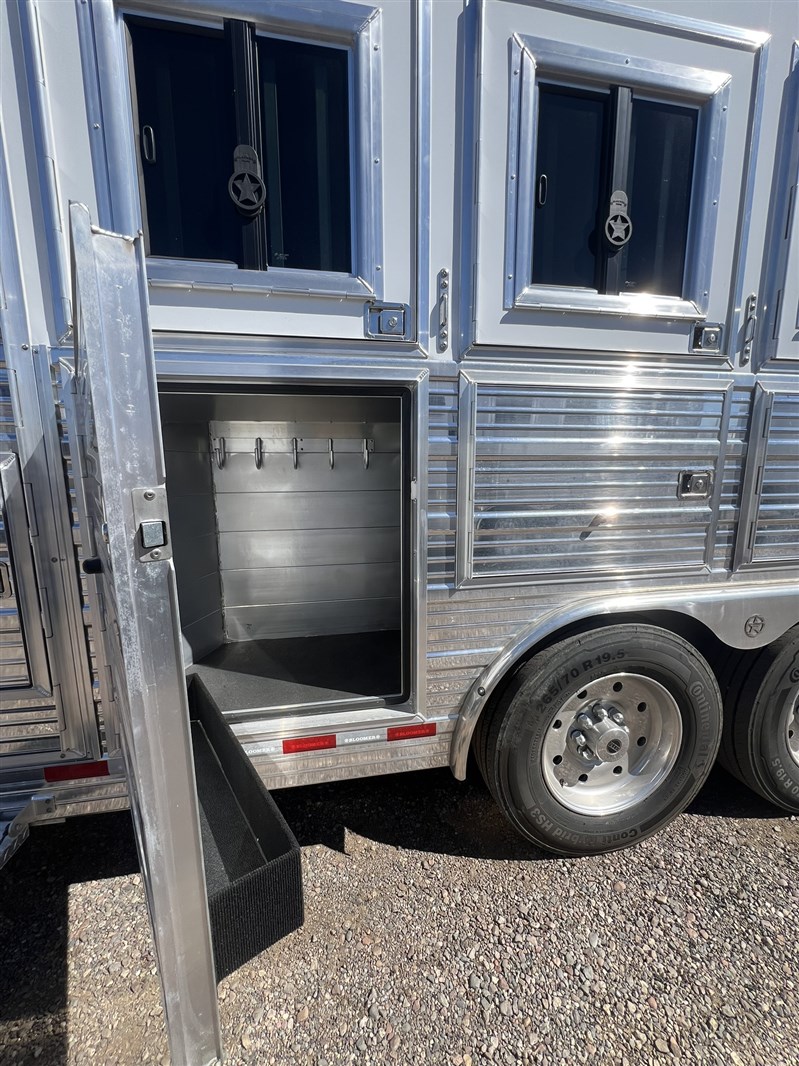Trailer Photo 25