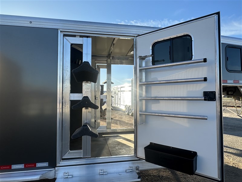 Trailer Photo 16