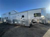 2026 5 horse Bloomer 5 Horse Mini Loft, Diesel Generator, AIR RIDE