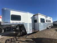 2023 4 horse Bloomer 4 horse 16' sw Outlaw Conversions 