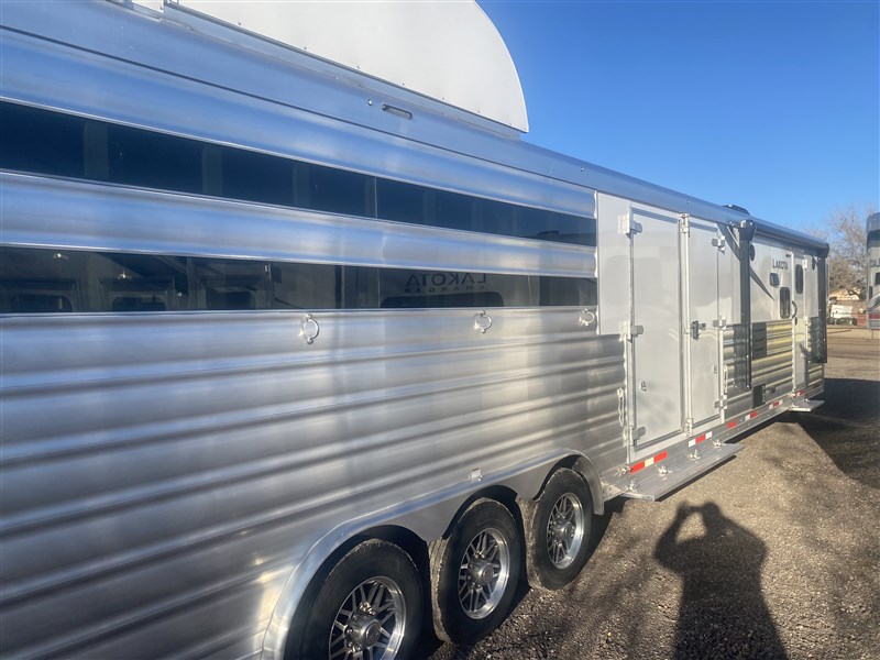 Trailer Image