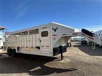 2026 Stock horse Swift Built 24' Double tack door w/ 5' high sides
