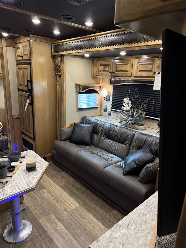Trailer Photo 20