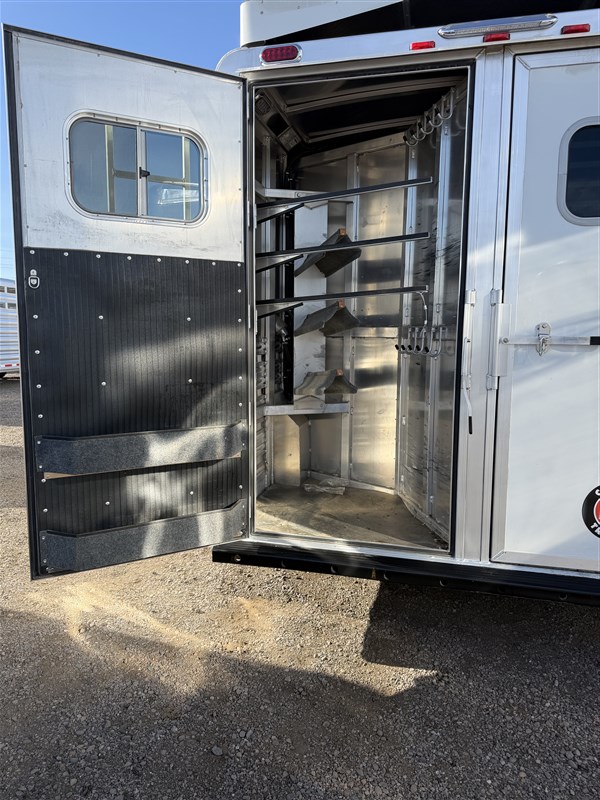 Trailer Photo 6
