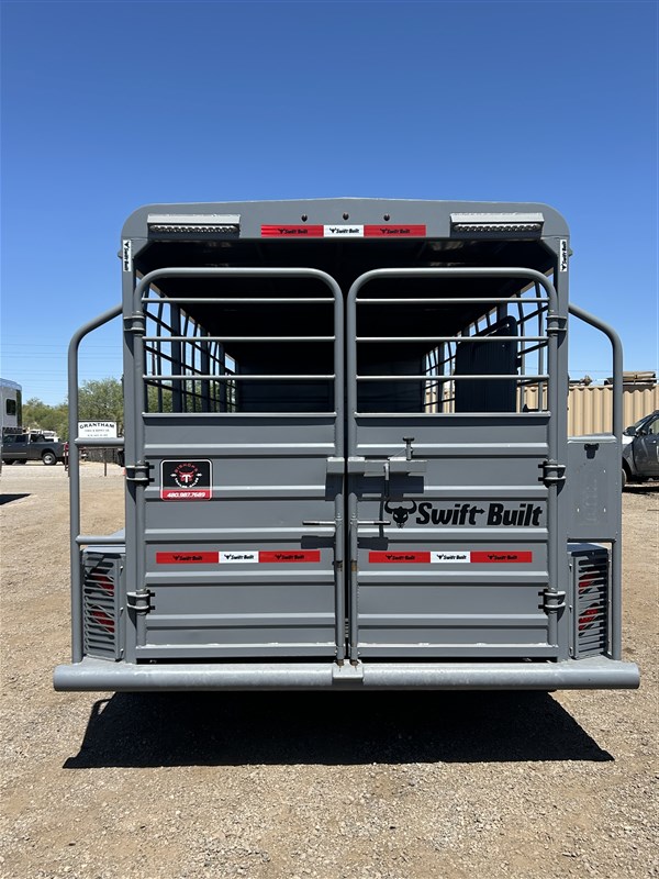 2023 Swift 20' double tack