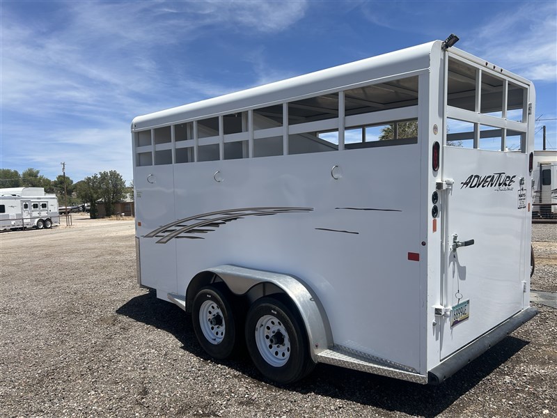 2018 Trails West 3 horse bumper pull