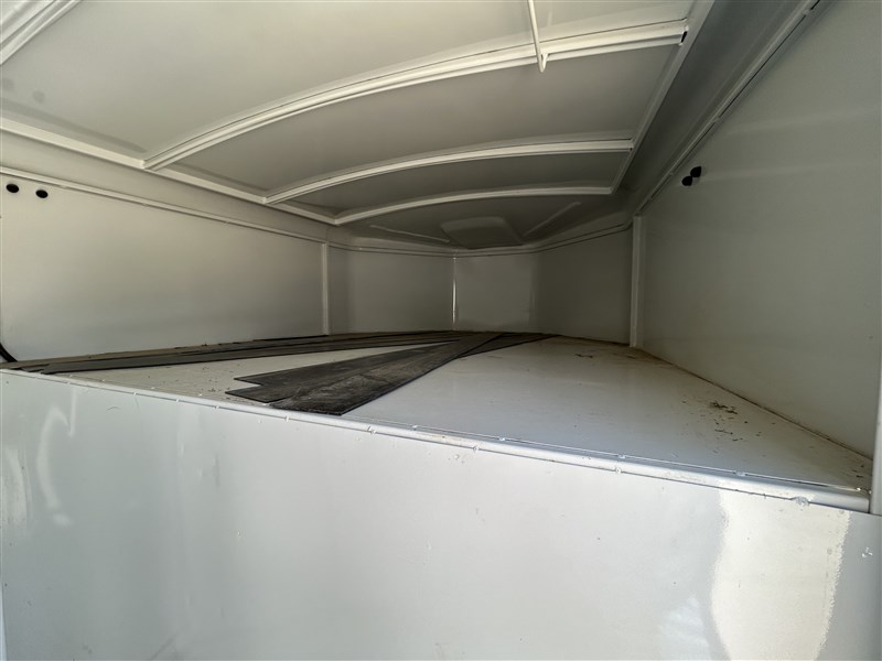 Trailer Photo 6