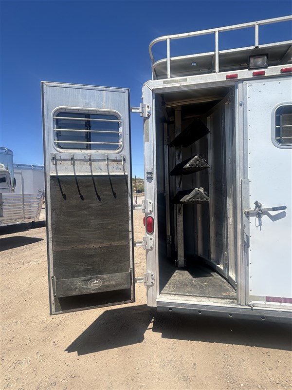 Trailer Photo 6