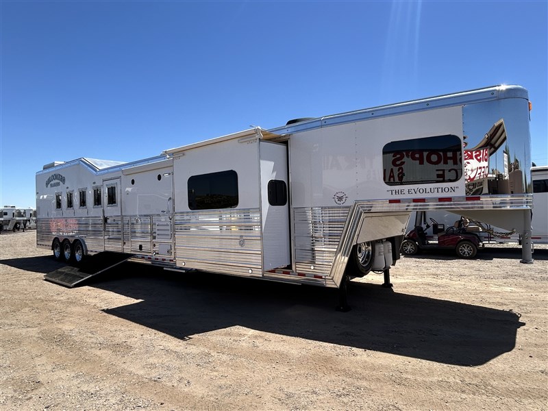 Trailer Photo 9