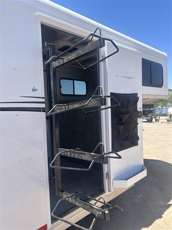 Trailer Photo 5