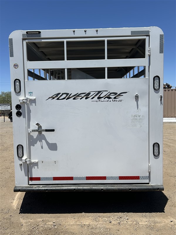 Trailer Photo 4