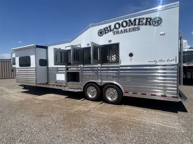 Trailer Photo 4
