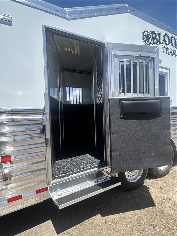 Trailer Photo 6