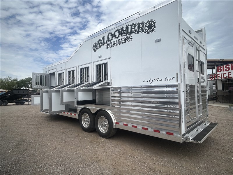 Trailer Photo 7