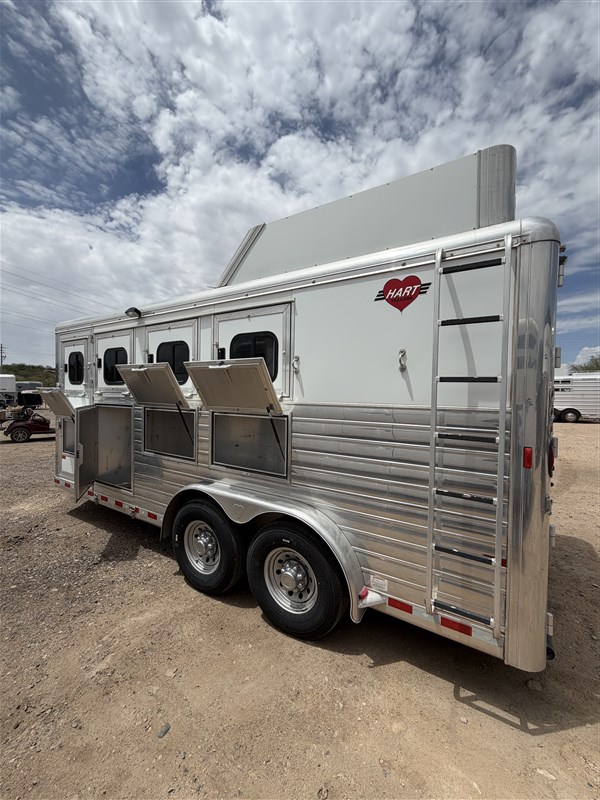 Trailer Photo 4