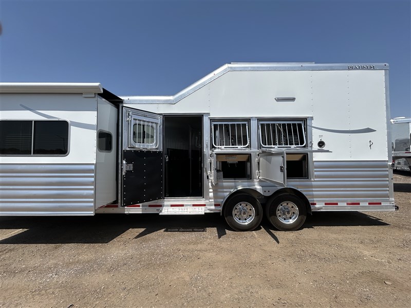 Trailer Photo 9