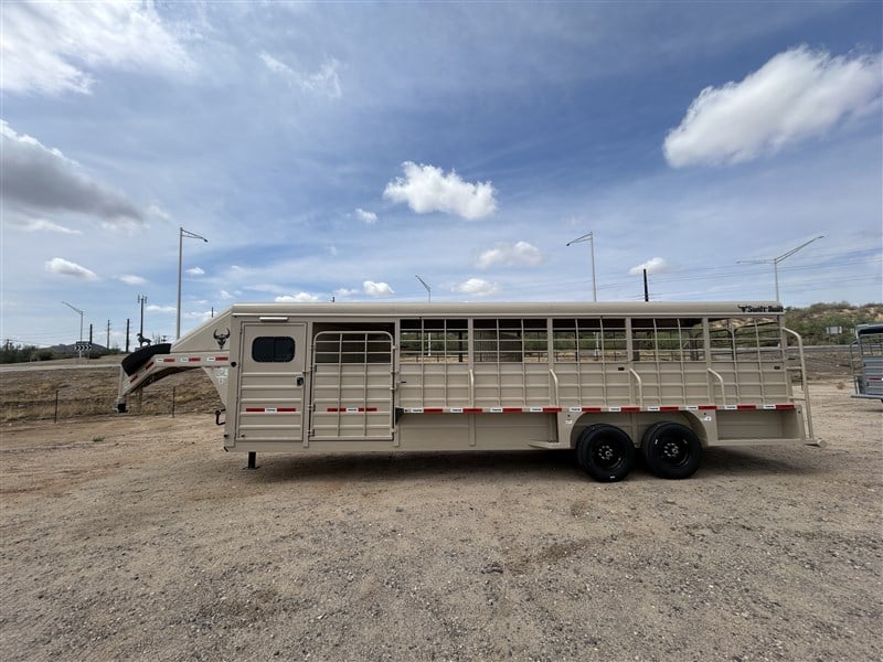Trailer Photo 2