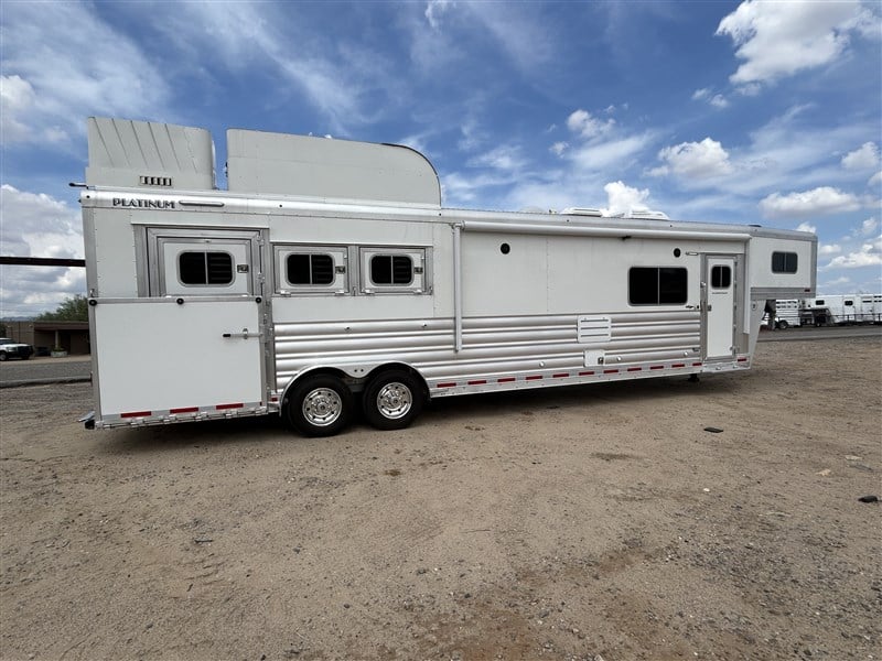 2025 Platinum 3 H Sideload w/ 15'6" S/W