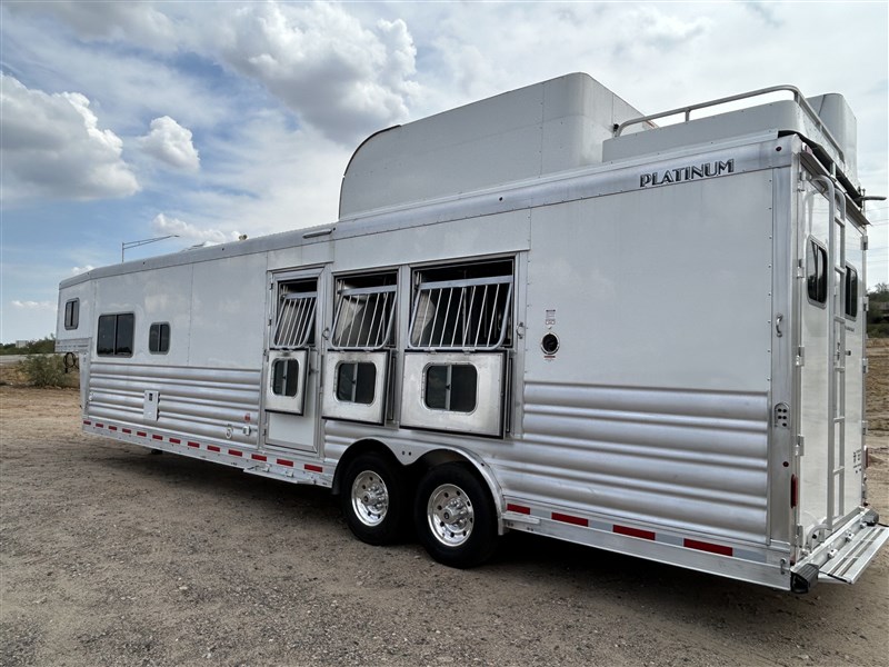 Trailer Photo 3