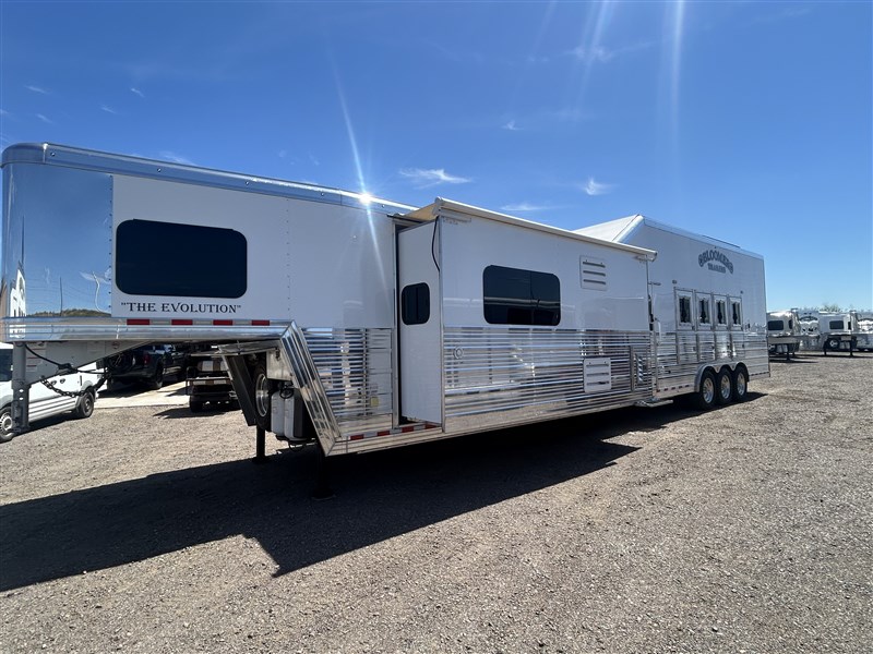Trailer Photo 11