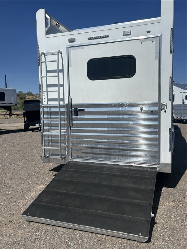 Trailer Photo 6