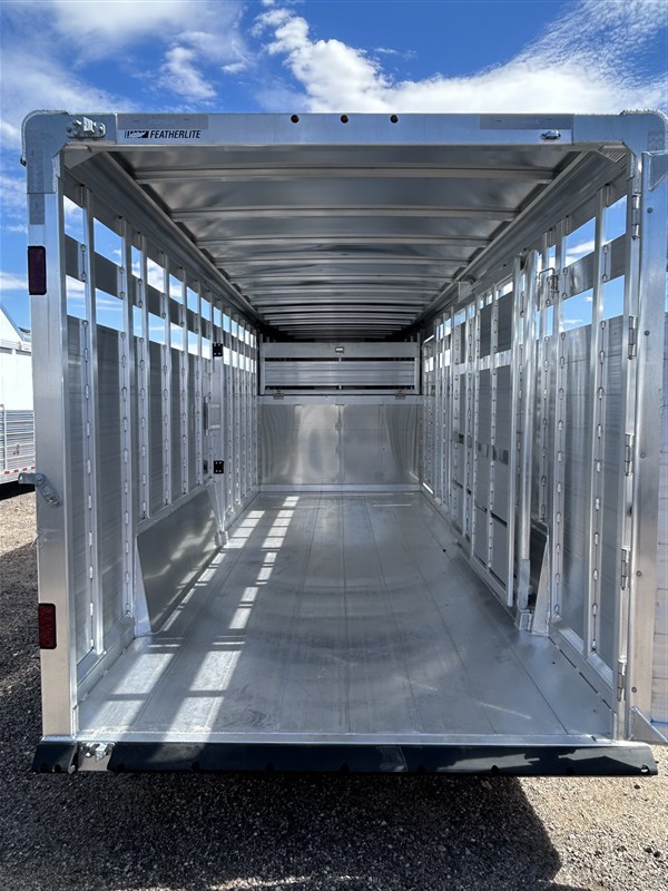 Trailer Photo 7