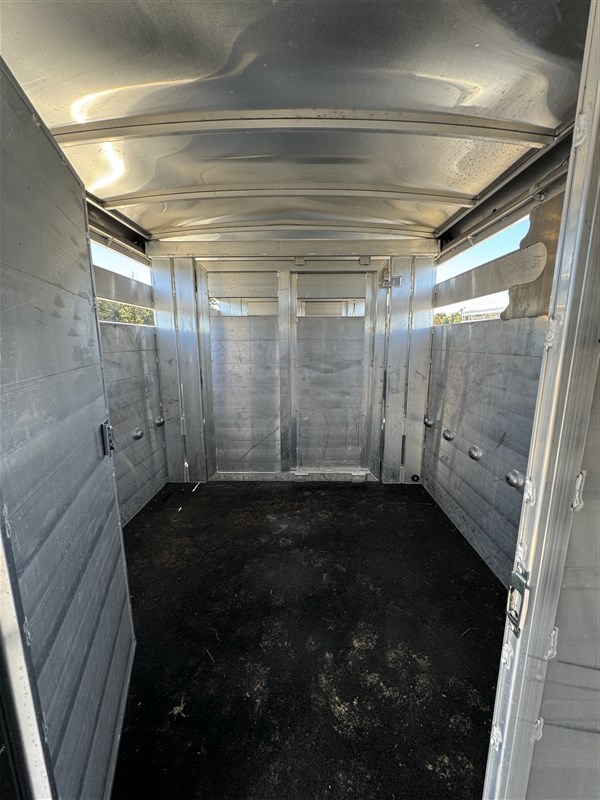 Trailer Photo 21