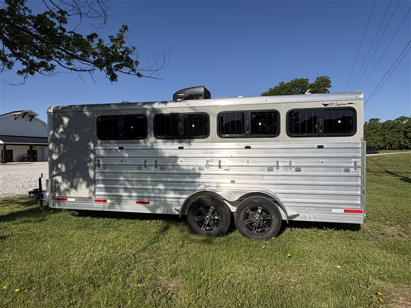 Trailer Photo 14