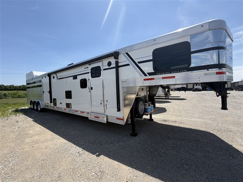 Trailer Photo 4