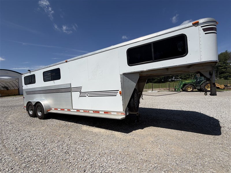 Trailer Photo 19