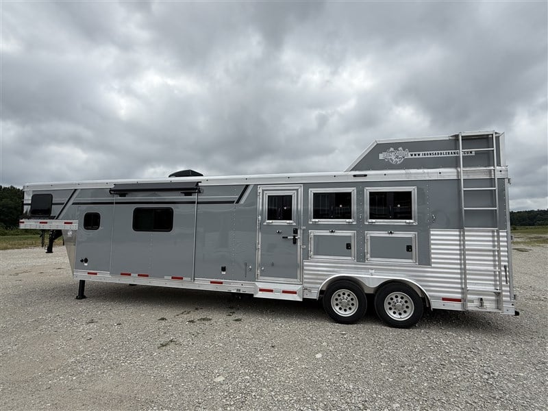 Trailer Photo 2