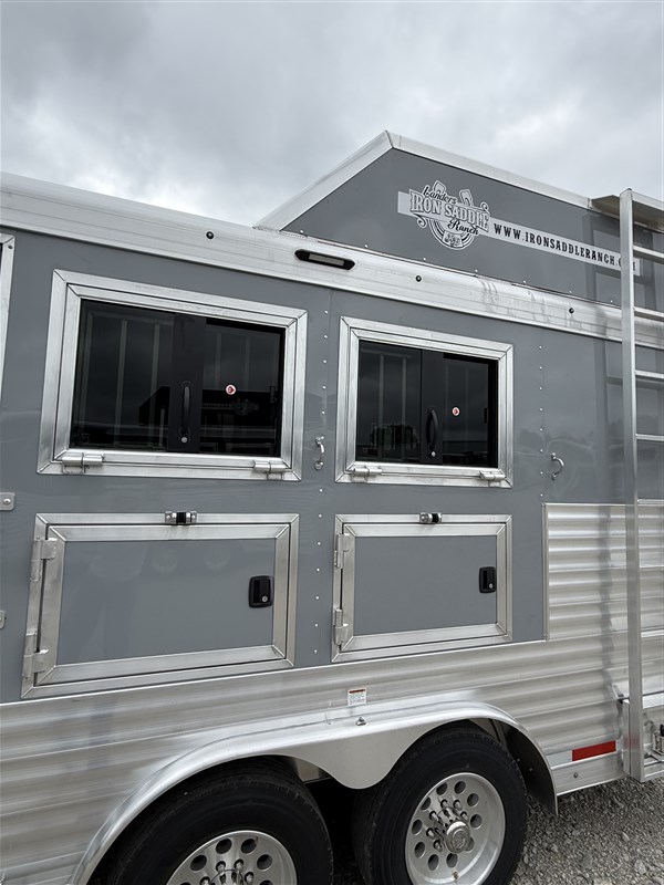 Trailer Photo 4