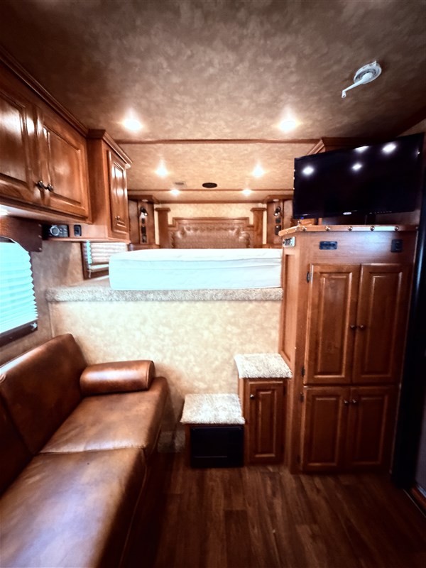 Trailer Photo 22