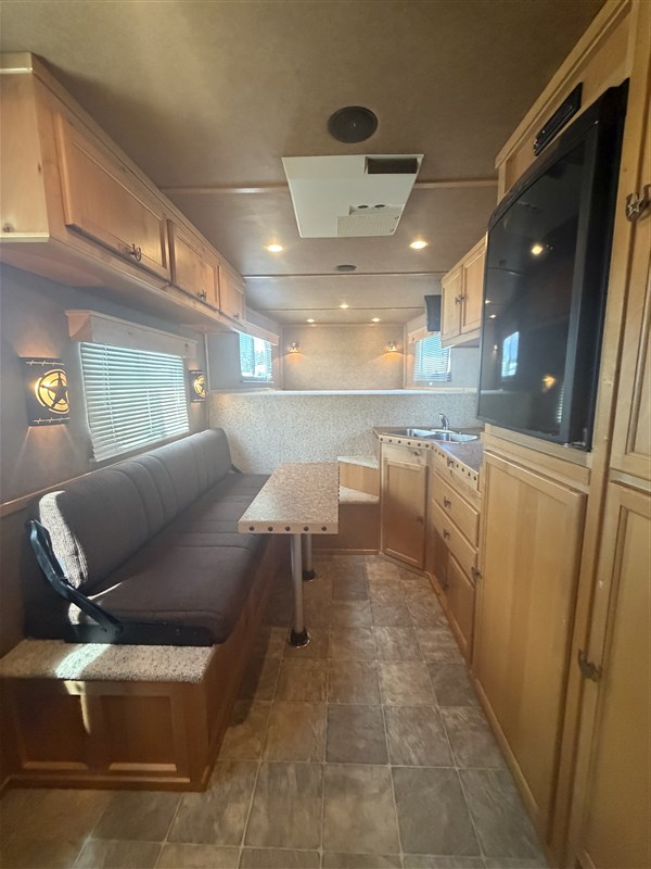 Trailer Photo 21