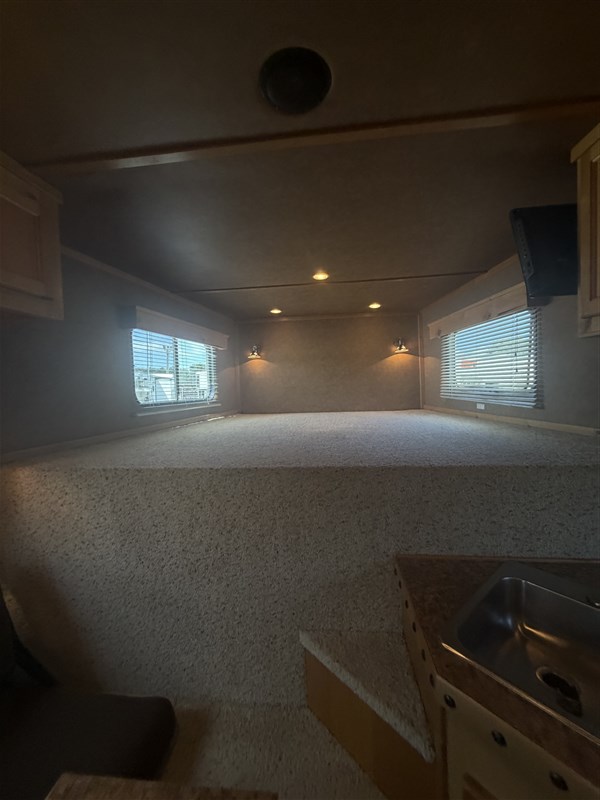 Trailer Photo 18