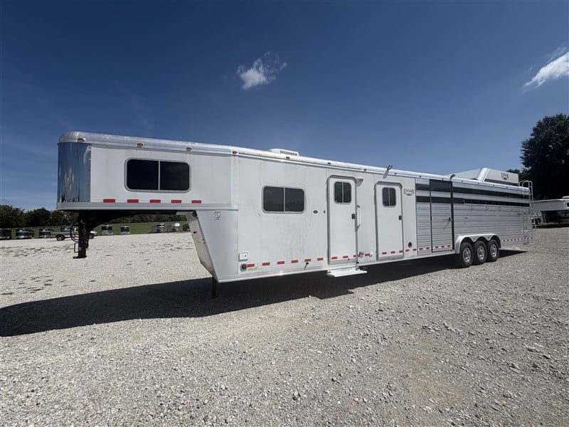 2010 Logan 12’ lq - midtack - stock - Generator- U0300 