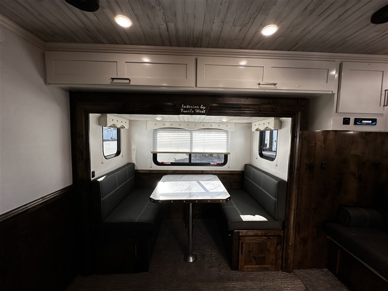 Trailer Photo 22