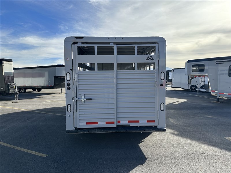 2025 Trails West hotshot 21' gn