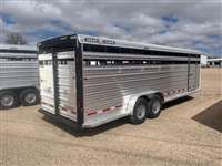 2024 Logan Coach 24' cattleman stock