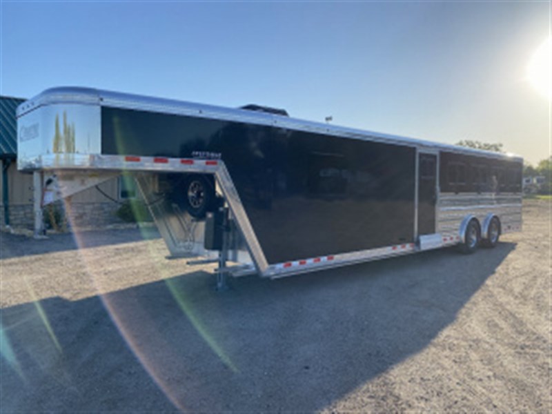 Trailer Photo 15