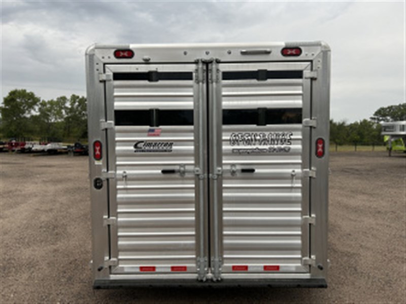 Trailer Photo 9