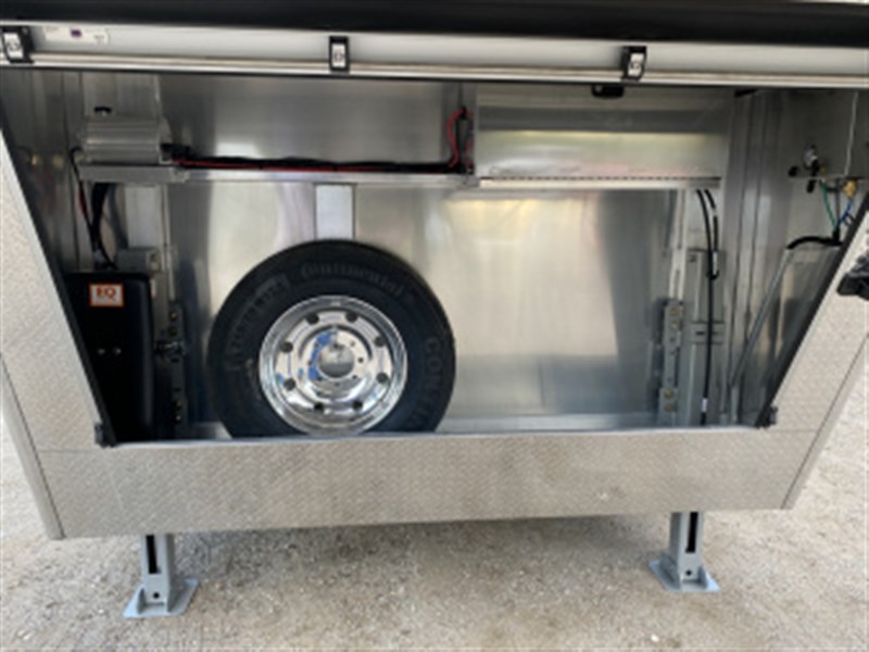 Trailer Photo 26