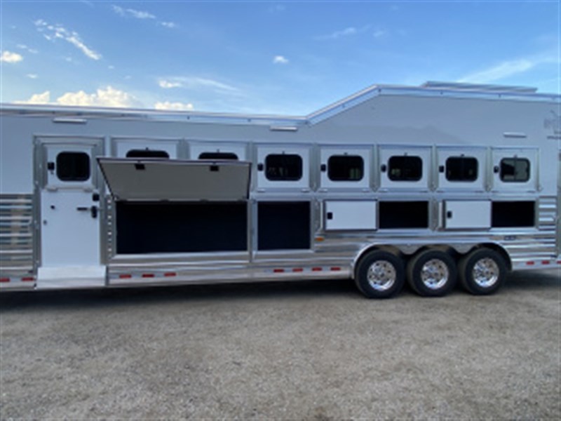 Trailer Photo 6
