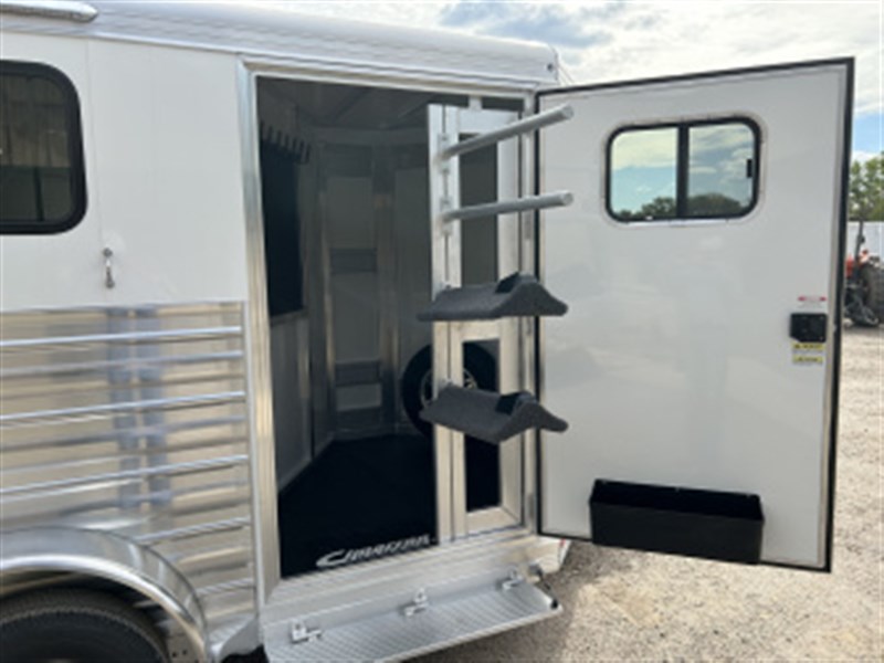 Trailer Photo 3