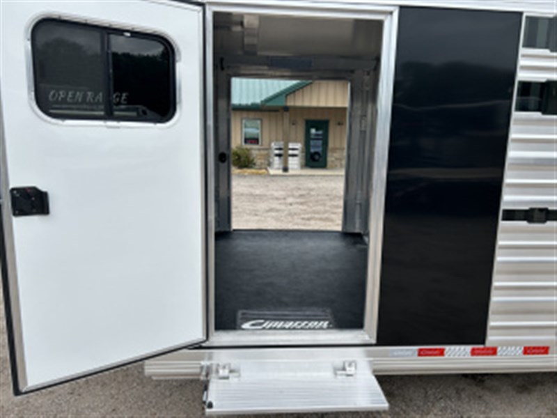 Trailer Photo 4