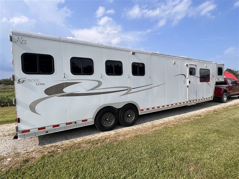 2001 Kiefer Built 14ft lq 4 horse