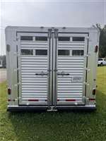 2007 Platinum Coach 24ft stock trailer