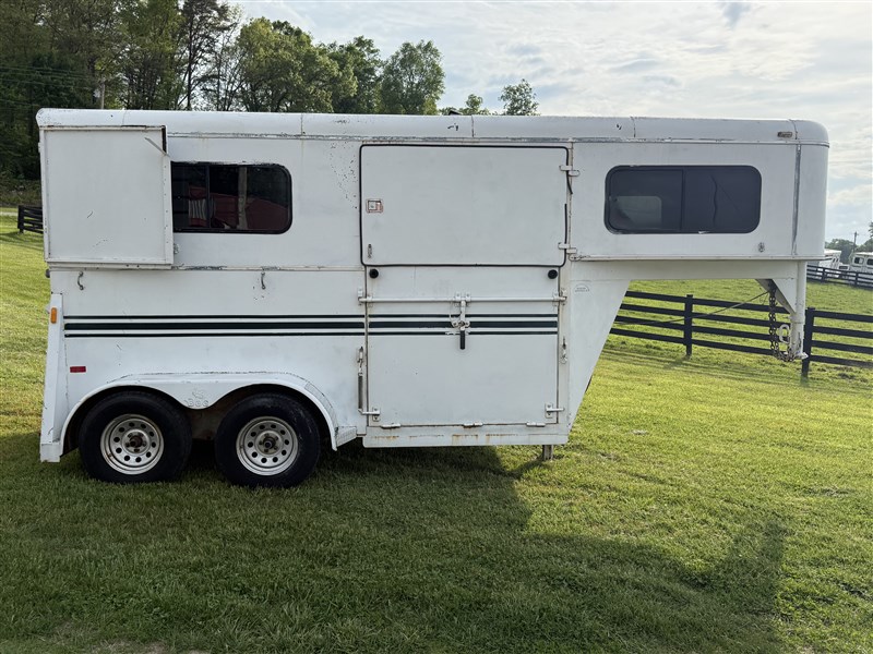 Trailer Photo 2