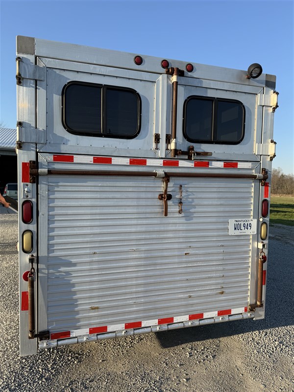 Trailer Photo 13